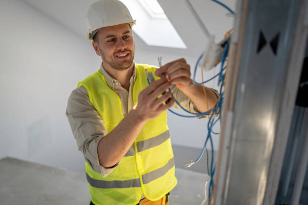 Best Affordable Emergency Electrician  in Cleveland, WI